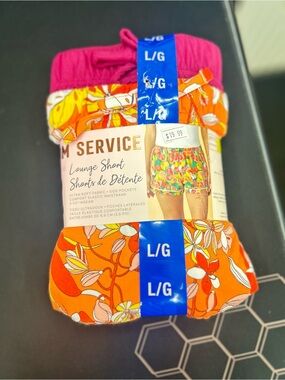 Women's Orange Floral Athletic Lounge Shorts - M SERVICE